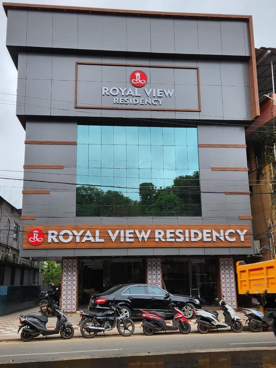 Royal View Residency Hotel Attingal Bagian luar foto